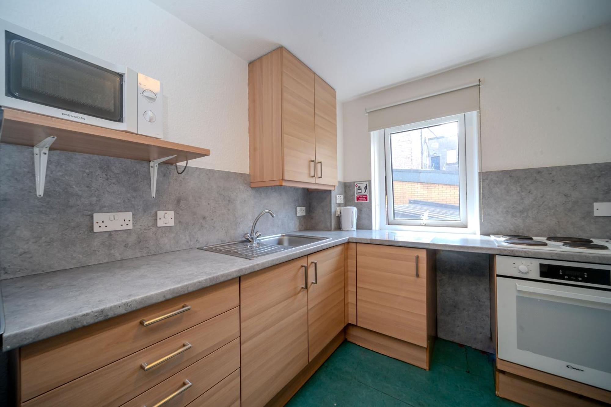 Joivy Affordable 2, 4, 5 And 6 Bed Private Flats, In Historic Old Town (Adults Only) — Photos 2
